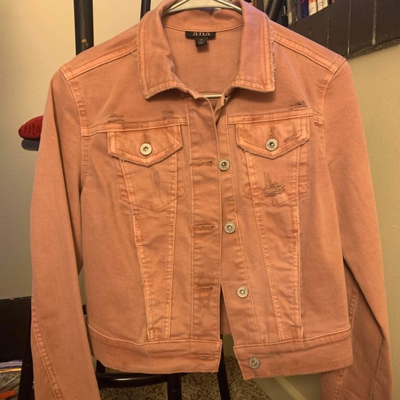 Mauve pink lightly distressed jean jacket - Picture 2 of 6